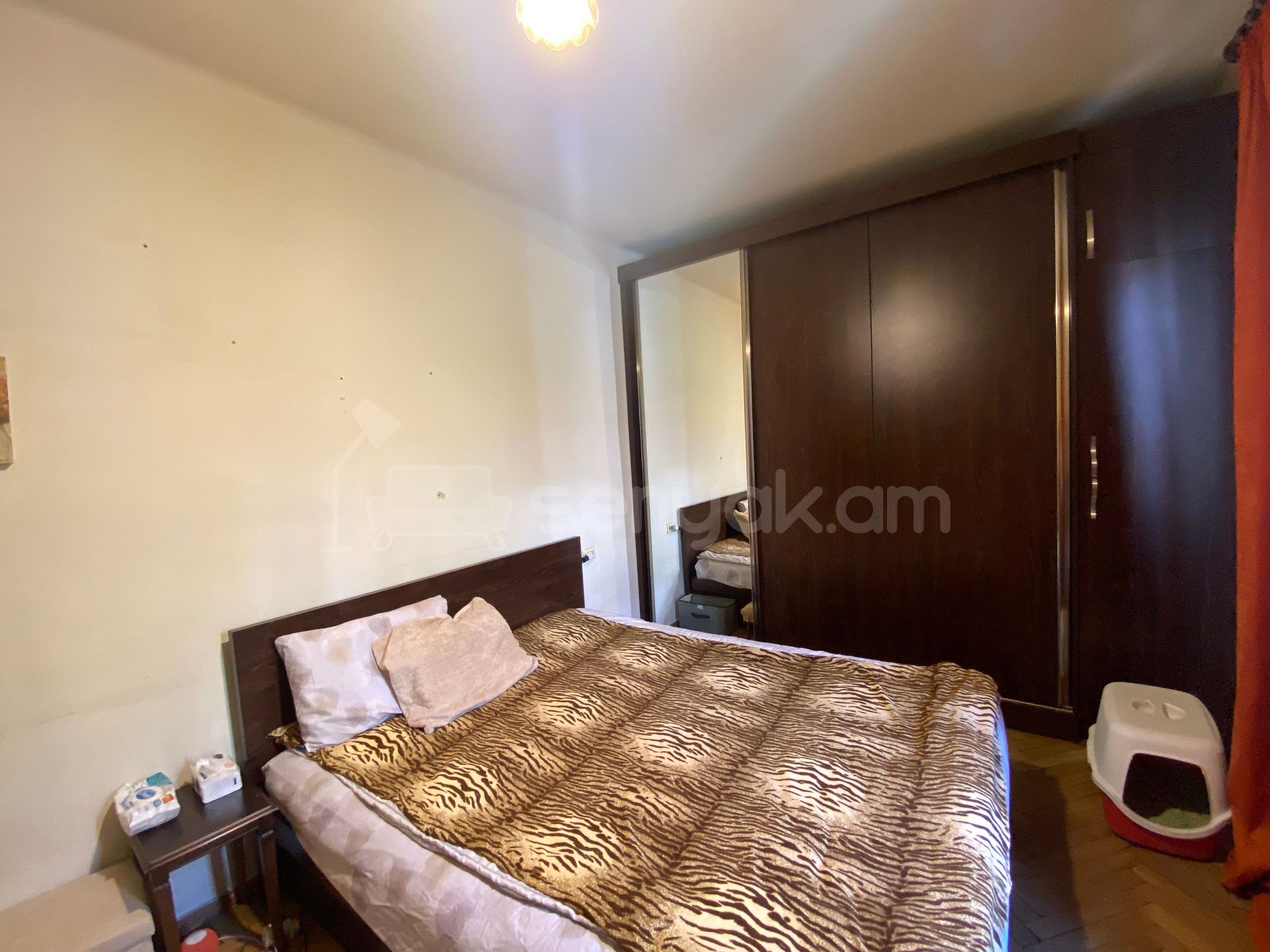 3 Սենյականոց Բնակարան Քարե Շենքում, 77քմ, 3/5 հարկ, Կոսմետիկ Վերանորոգված
