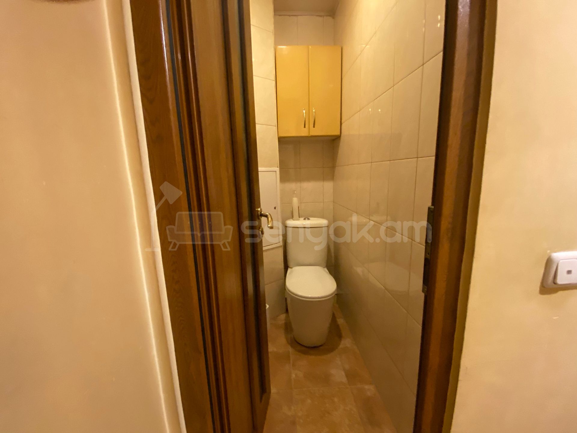 3 Սենյականոց Բնակարան Քարե Շենքում, 77քմ, 3/5 հարկ, Կոսմետիկ Վերանորոգված