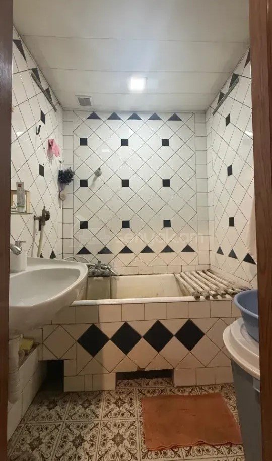 3 Սենյականոց Բնակարան, 63քմ, 8/12 հարկ, Նորմալ Վիճակում