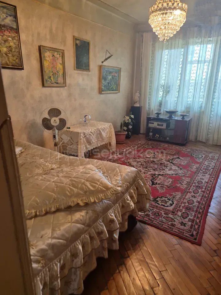 2 Սենյականոց Բնակարան Քարե Շենքում, 67քմ, 1/5 հարկ, Կոսմետիկ Վերանորոգված