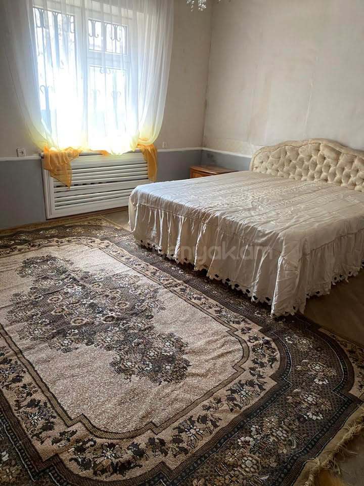 8 Սենյականոց Սեփական Տուն, 140քմ, Նորմալ Վիճակում, Ավտոտնակով