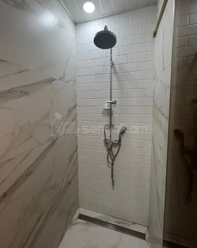 3 Սենյականոց Բնակարան Նորակառույցում, 98քմ, 12/20 հարկ, Դիզայներական Վերանորոգված
