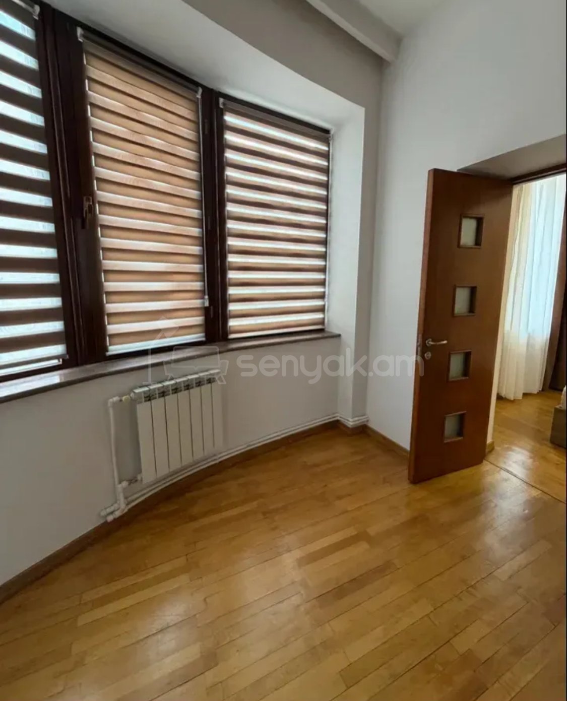 2 Սենյականոց Բնակարան Քարե Շենքում, 67քմ, 2/5 հարկ, Կապիտալ Վերանորոգված, Կահավորված