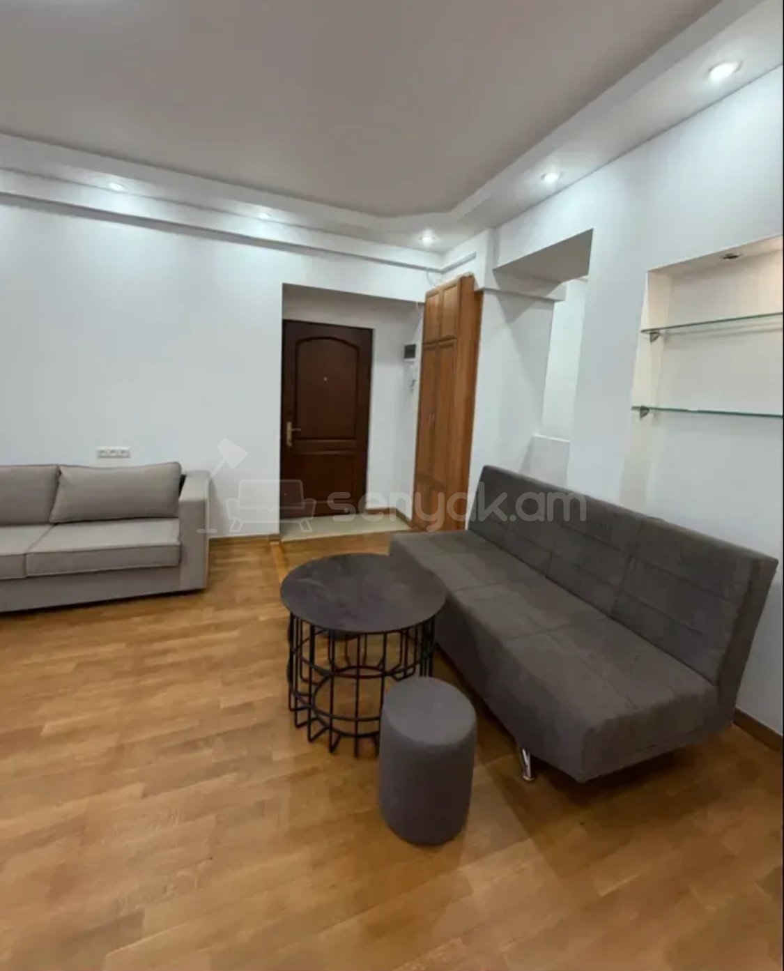 2 Սենյականոց Բնակարան Քարե Շենքում, 67քմ, 2/5 հարկ, Կապիտալ Վերանորոգված, Կահավորված