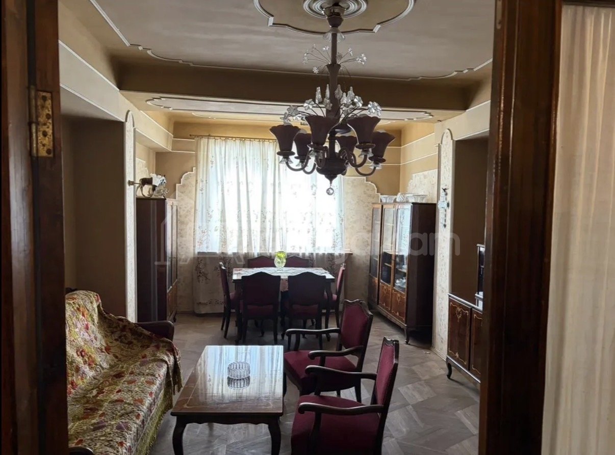 2 Սենյականոց Բնակարան, 80քմ, 3/9 հարկ, Նորմալ Վիճակում, Կահավորված