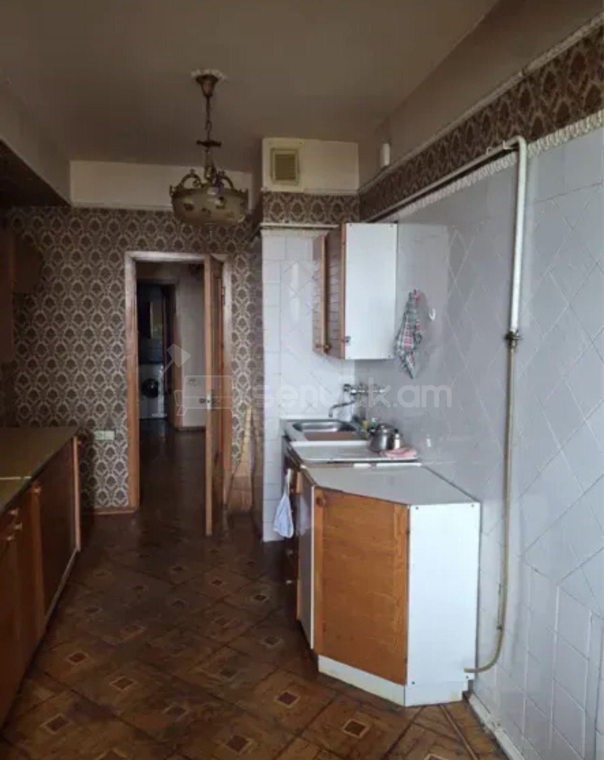 5 Սենյականոց Բնակարան, 120քմ, 6/9 հարկ, Կոսմետիկ Վերանորոգված