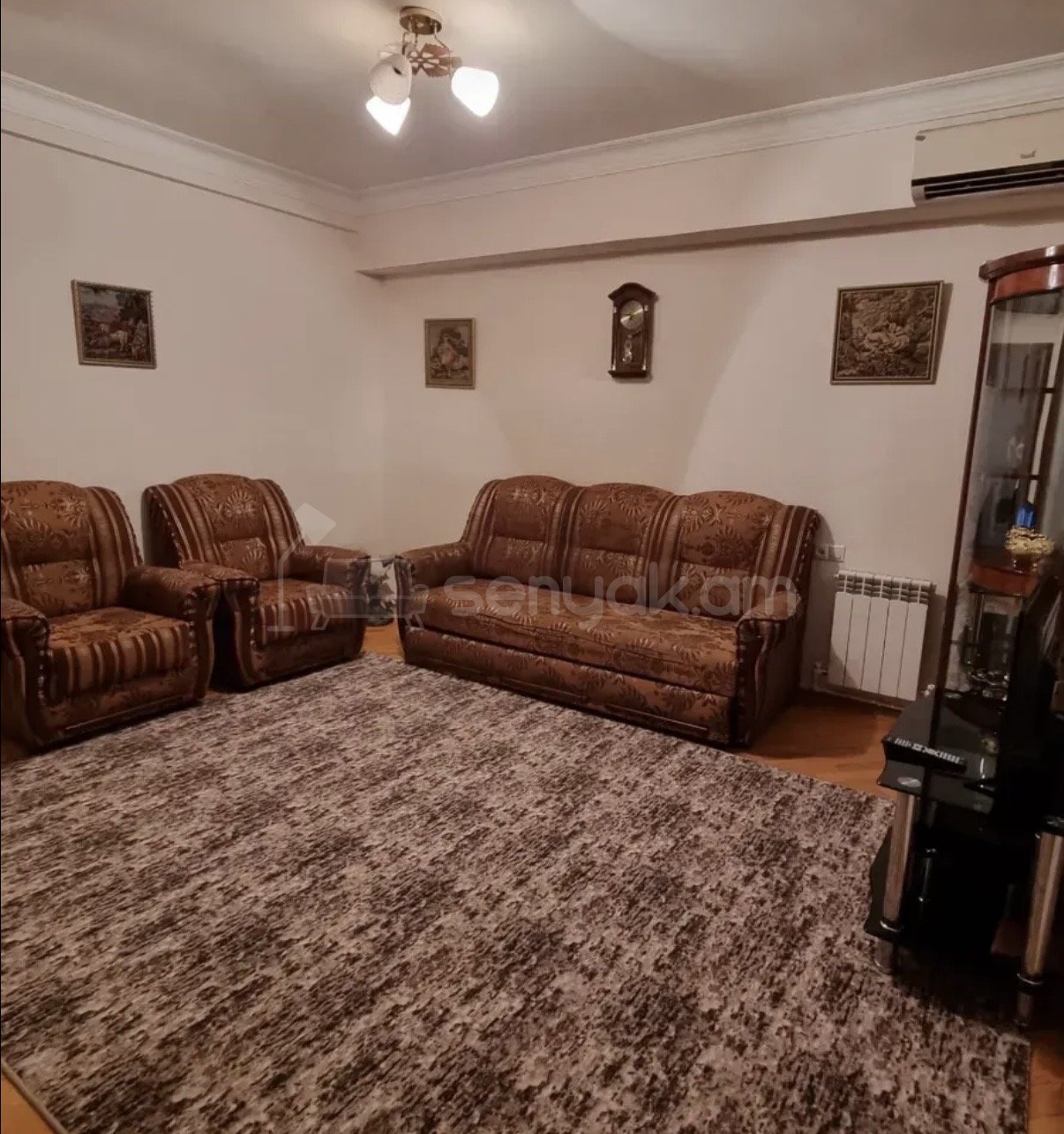 3 Սենյականոց Բնակարան, 45քմ, 3/9 հարկ, Նորմալ Վիճակում, Կահավորված