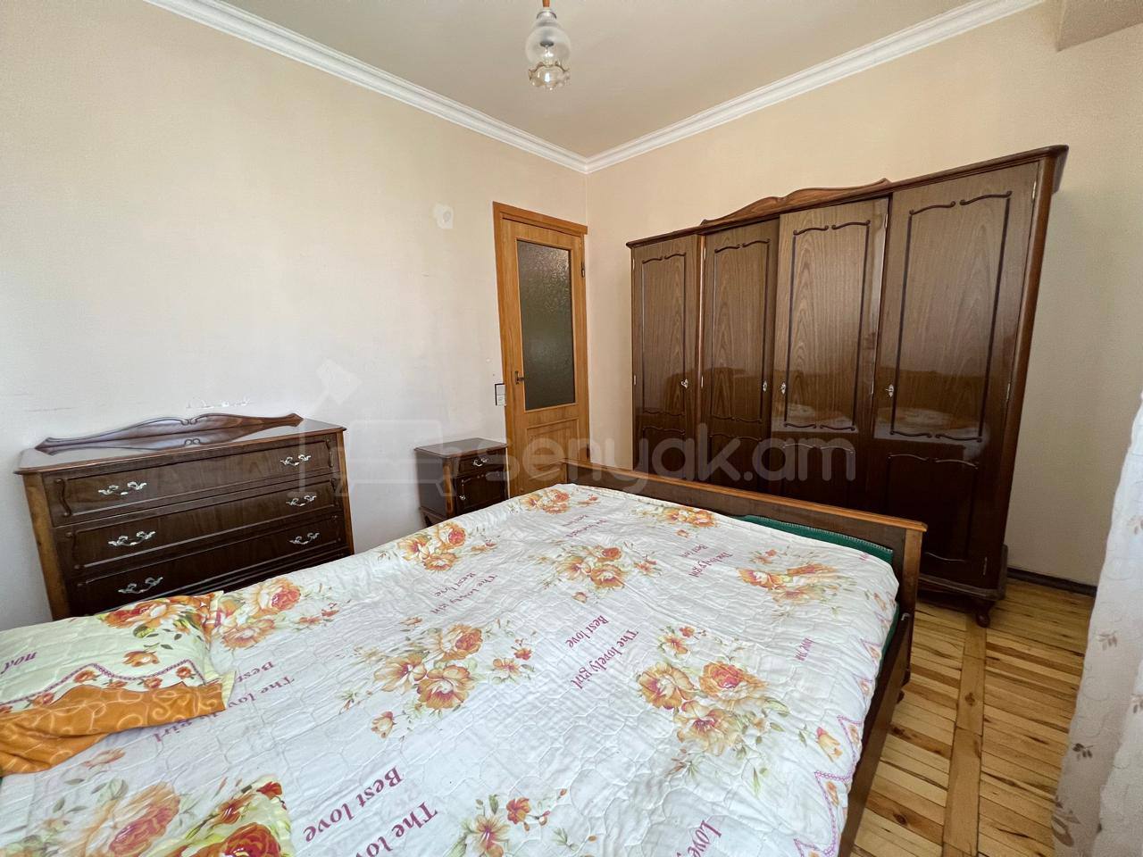 3 Սենյականոց Բնակարան, 82քմ, 8/9 հարկ, Նորմալ Վիճակում