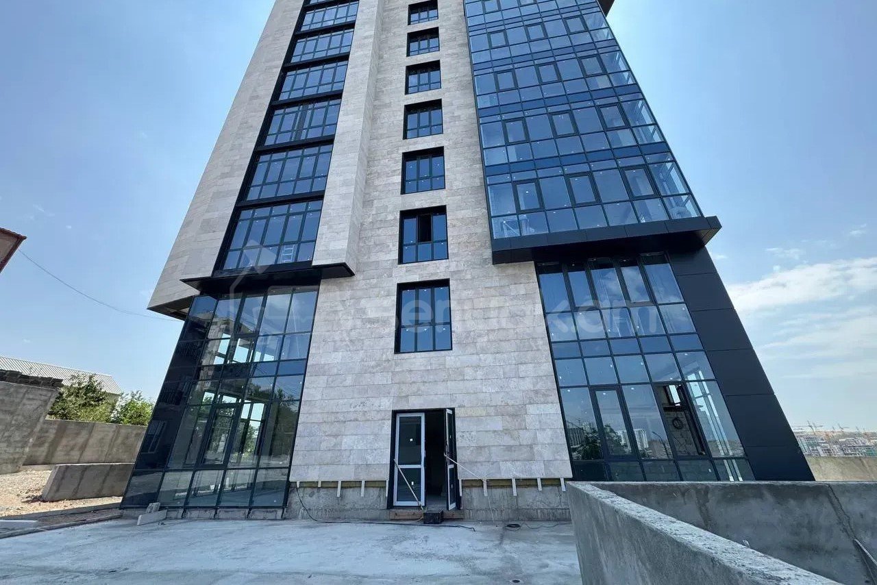 2 Սենյականոց Բնակարան Նորակառույցում, 57քմ, 15/18 հարկ, Զրոյական Վիճակում