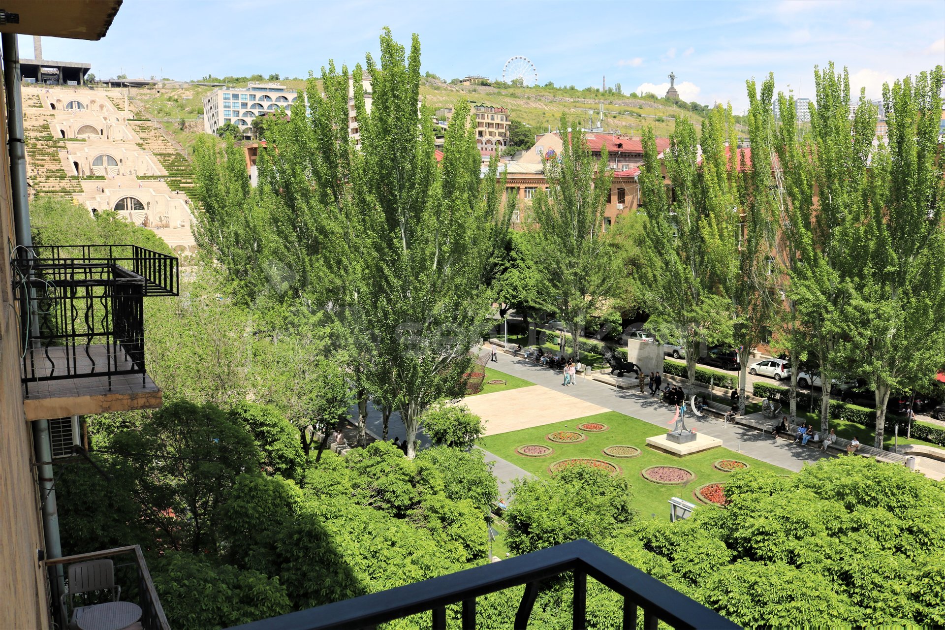 3 Սենյականոց Բնակարան, 95քմ, 5/9 հարկ, Դիզայներական Վերանորոգված, Կահավորված, Արևկող
