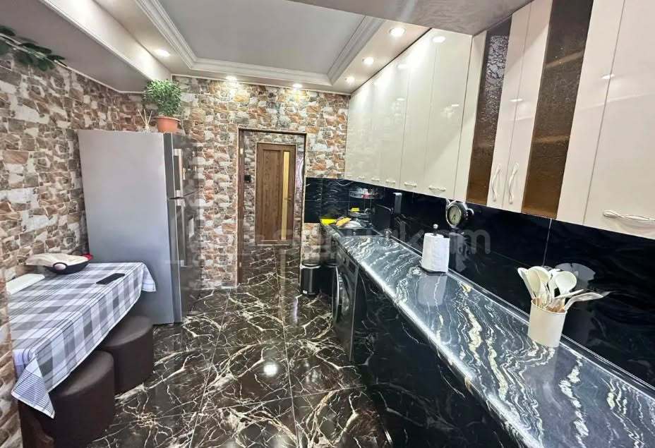 3 Սենյականոց Բնակարան, 60քմ, 3/9 հարկ, Կապիտալ Վերանորոգված