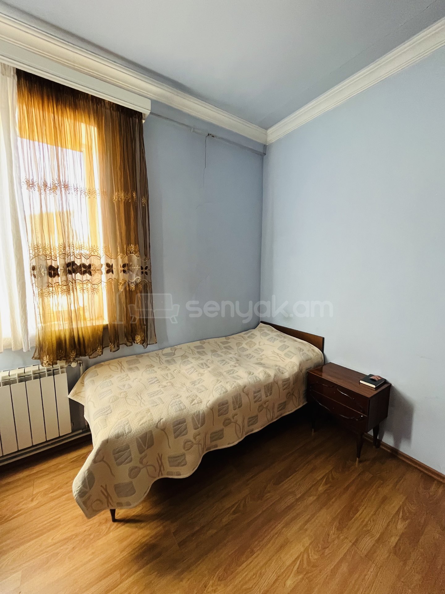 5 Սենյականոց Բնակարան Քարե Շենքում, 82քմ, 2/2 հարկ, Նորմալ Վիճակում