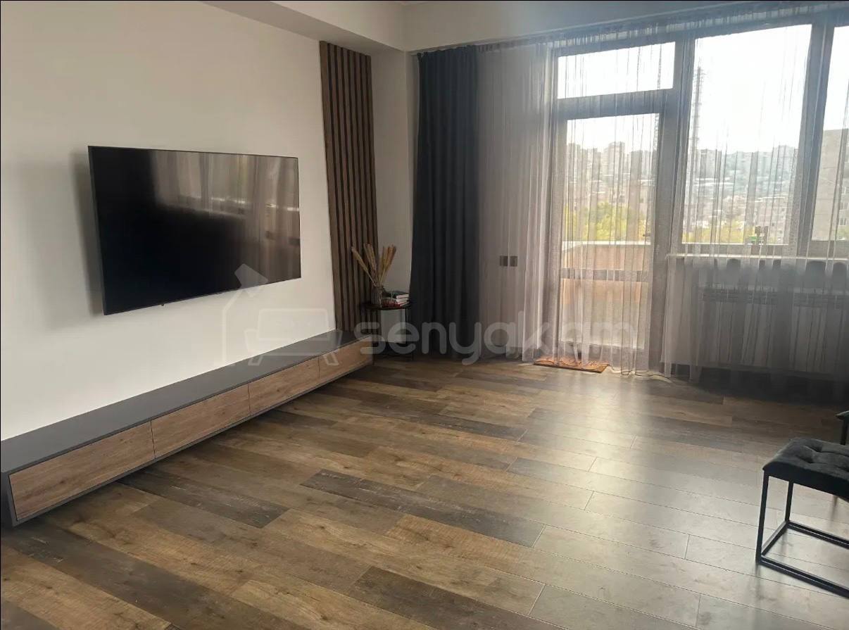 3 Սենյականոց Բնակարան Նորակառույցում, 100քմ, 5/8 հարկ, Կապիտալ Վերանորոգված