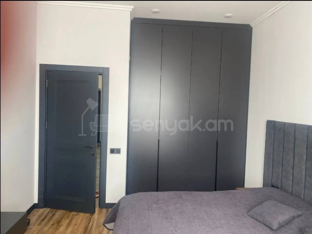 3 Սենյականոց Բնակարան Նորակառույցում, 100քմ, 5/8 հարկ, Կապիտալ Վերանորոգված