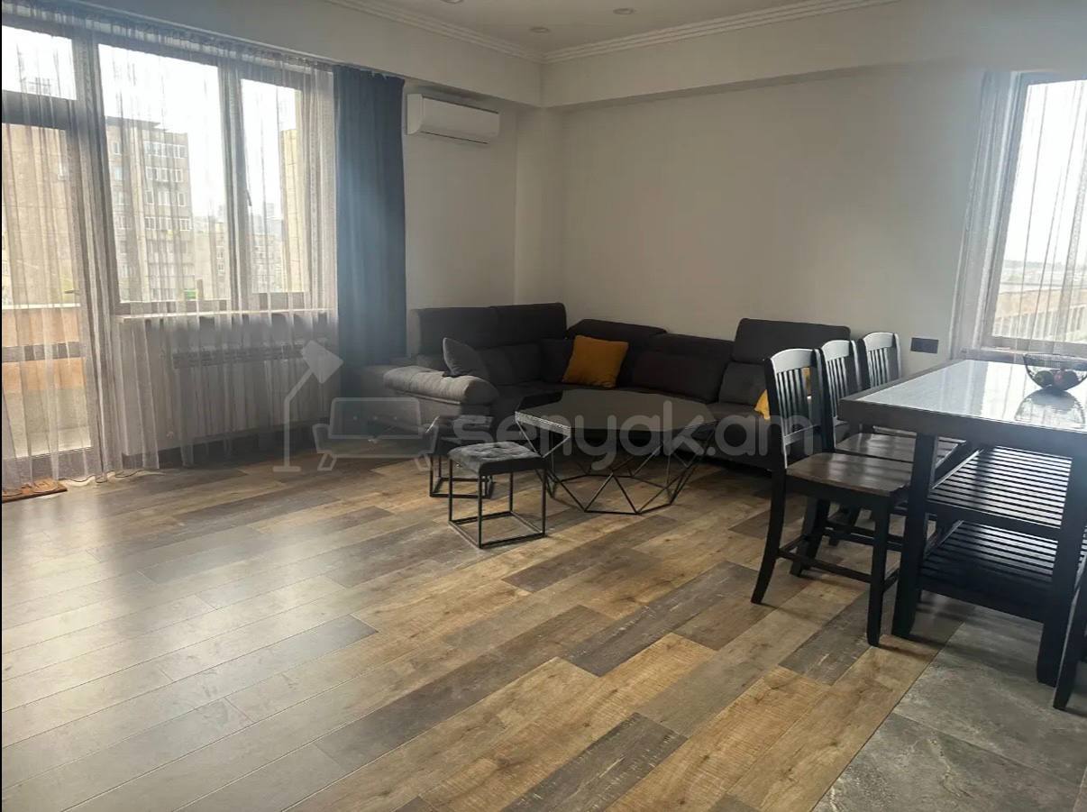 3 Սենյականոց Բնակարան Նորակառույցում, 100քմ, 5/8 հարկ, Կապիտալ Վերանորոգված