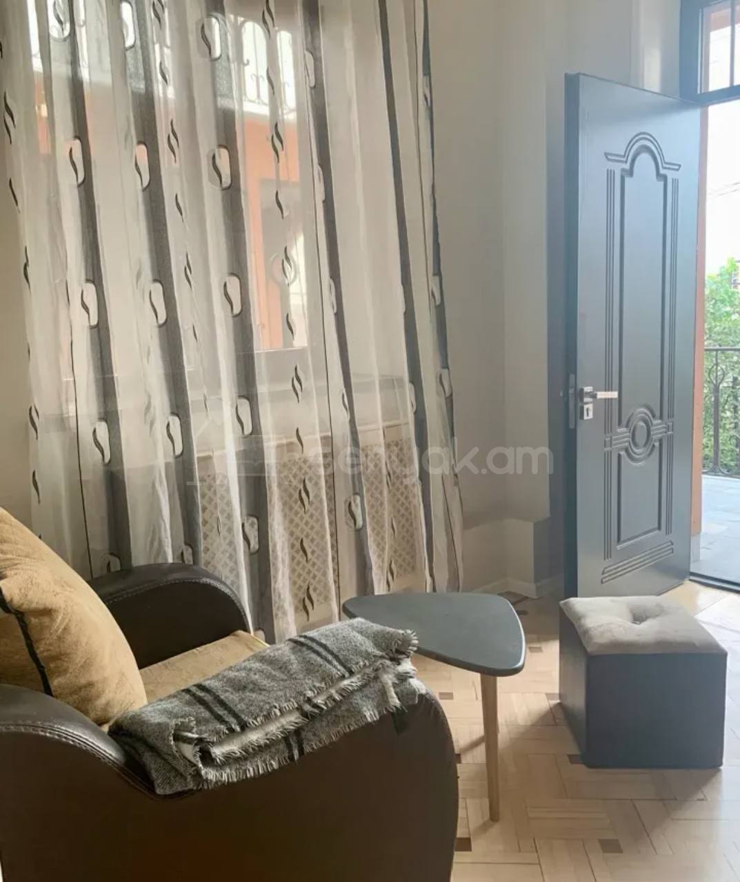 5 Սենյականոց Շքեղ Առանձնատուն, 250քմ, Կահավորված, Ավտոտնակով
