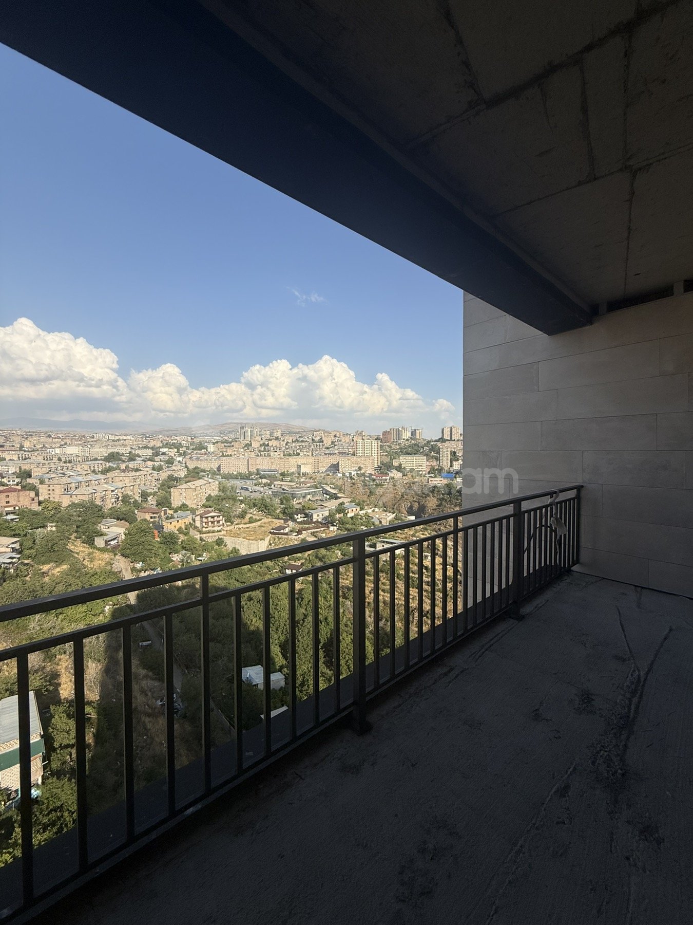 2 Սենյականոց Բնակարան Նորակառույցում, 57քմ, 15/18 հարկ, Զրոյական Վիճակում