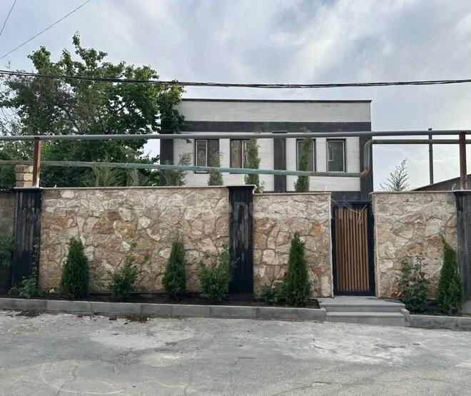 4 Սենյականոց Սեփական Տուն, 160քմ, Դիզայներական Վերանորոգված, Կահավորված, Ավտոտնակով