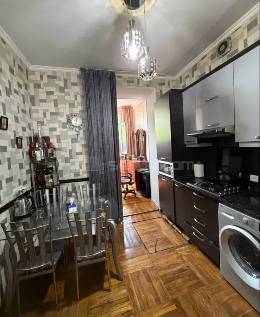 2 Սենյականոց Բնակարան Քարե Շենքում, 49քմ, 1/4 հարկ, Կոսմետիկ Վերանորոգված