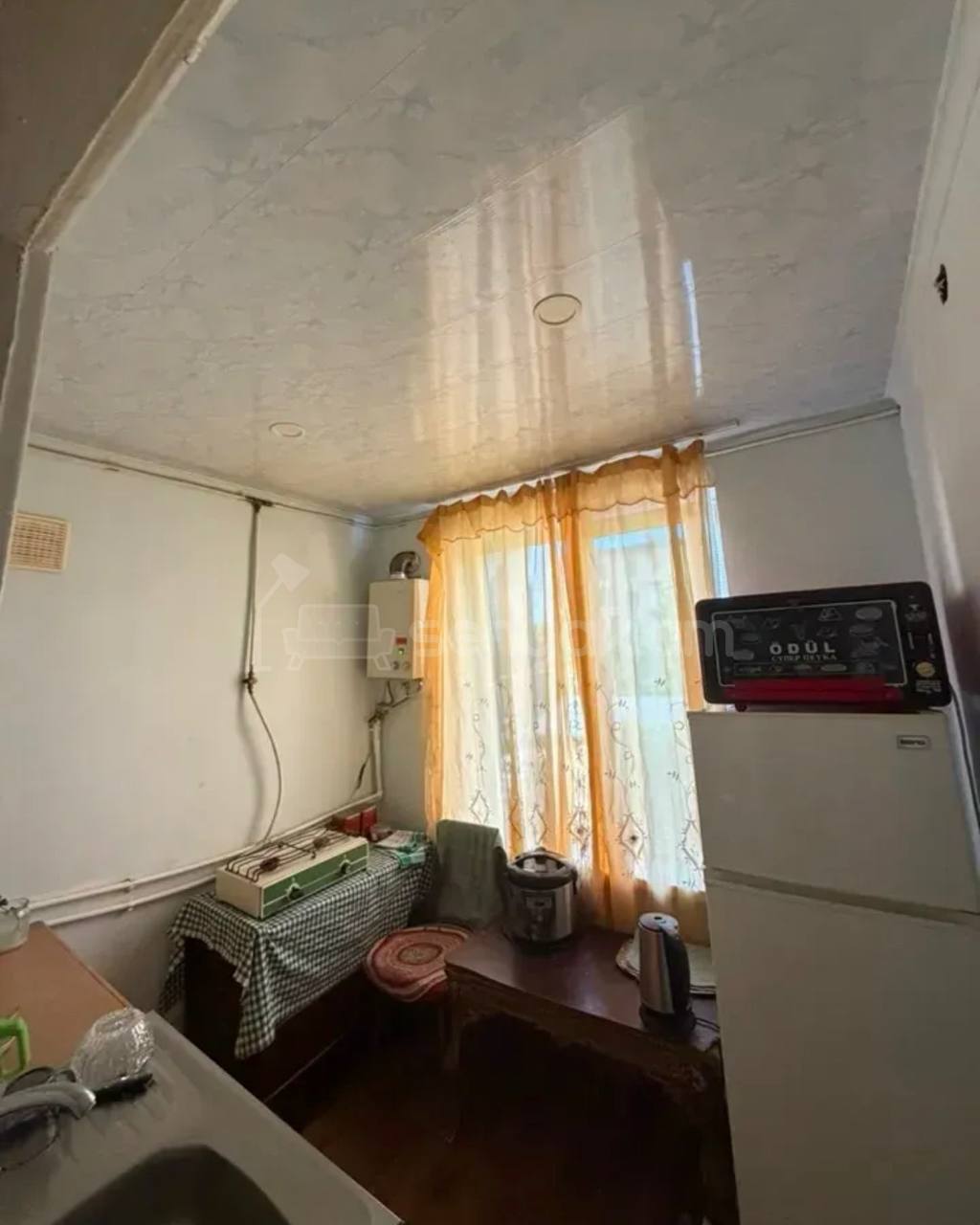 1 Սենյականոց Բնակարան Քարե Շենքում, 32քմ, 3/4 հարկ, Նորմալ Վիճակում