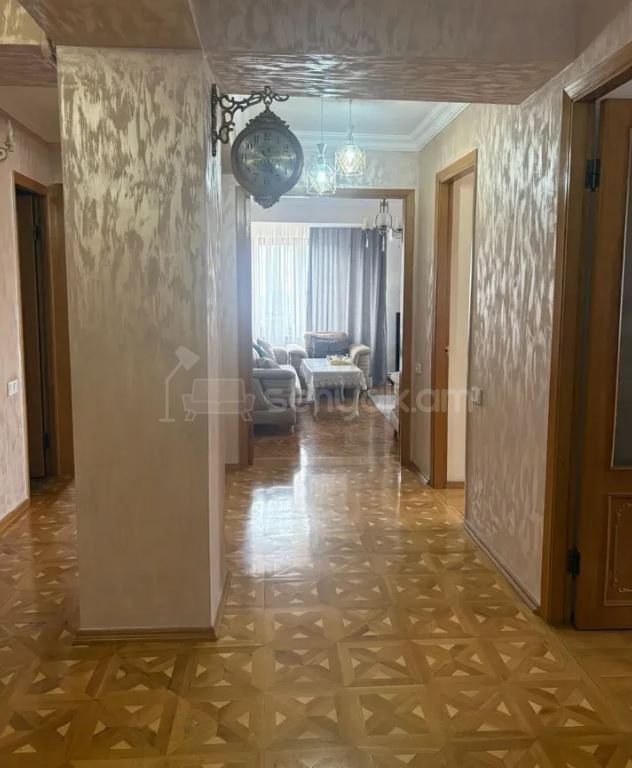 4 Սենյականոց Բնակարան, 108քմ, 8/14 հարկ, Կապիտալ Վերանորոգված
