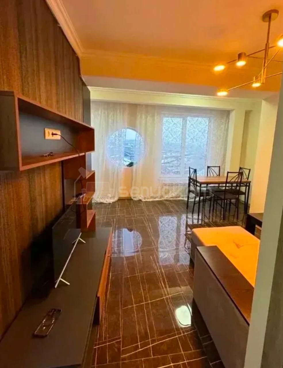 2 Սենյականոց Բնակարան Քարե Շենքում, 45քմ, 5/5 հարկ, Կապիտալ Վերանորոգված, Կահավորված