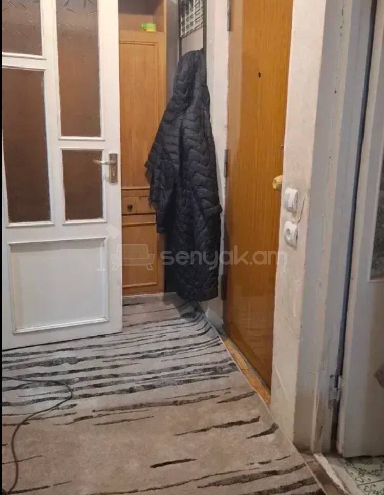 1 Սենյականոց Բնակարան, 37քմ, 8/9 հարկ, Պետական Վիճակում