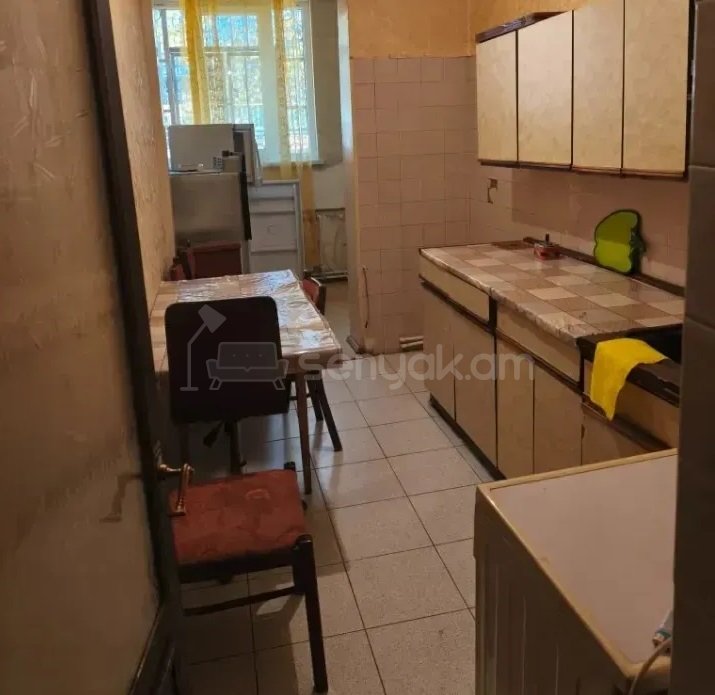 3 Սենյականոց Բնակարան, 80քմ, 1/9 հարկ, Պետական Վիճակում