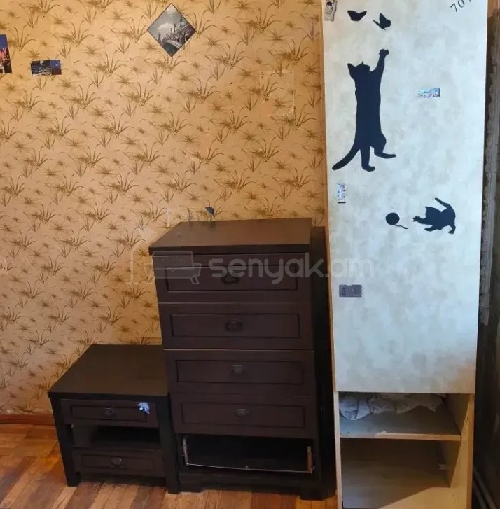 3 Սենյականոց Բնակարան, 80քմ, 1/9 հարկ, Պետական Վիճակում
