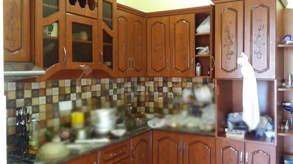 3 Սենյականոց Բնակարան Քարե Շենքում, 100քմ, 2/5 հարկ, Կապիտալ Վերանորոգված, Կահավորված