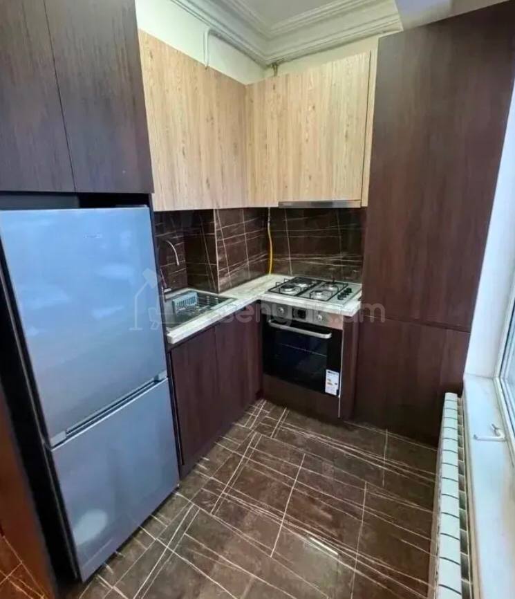 2 Սենյականոց Բնակարան Քարե Շենքում, 45քմ, 5/5 հարկ, Կապիտալ Վերանորոգված, Կահավորված