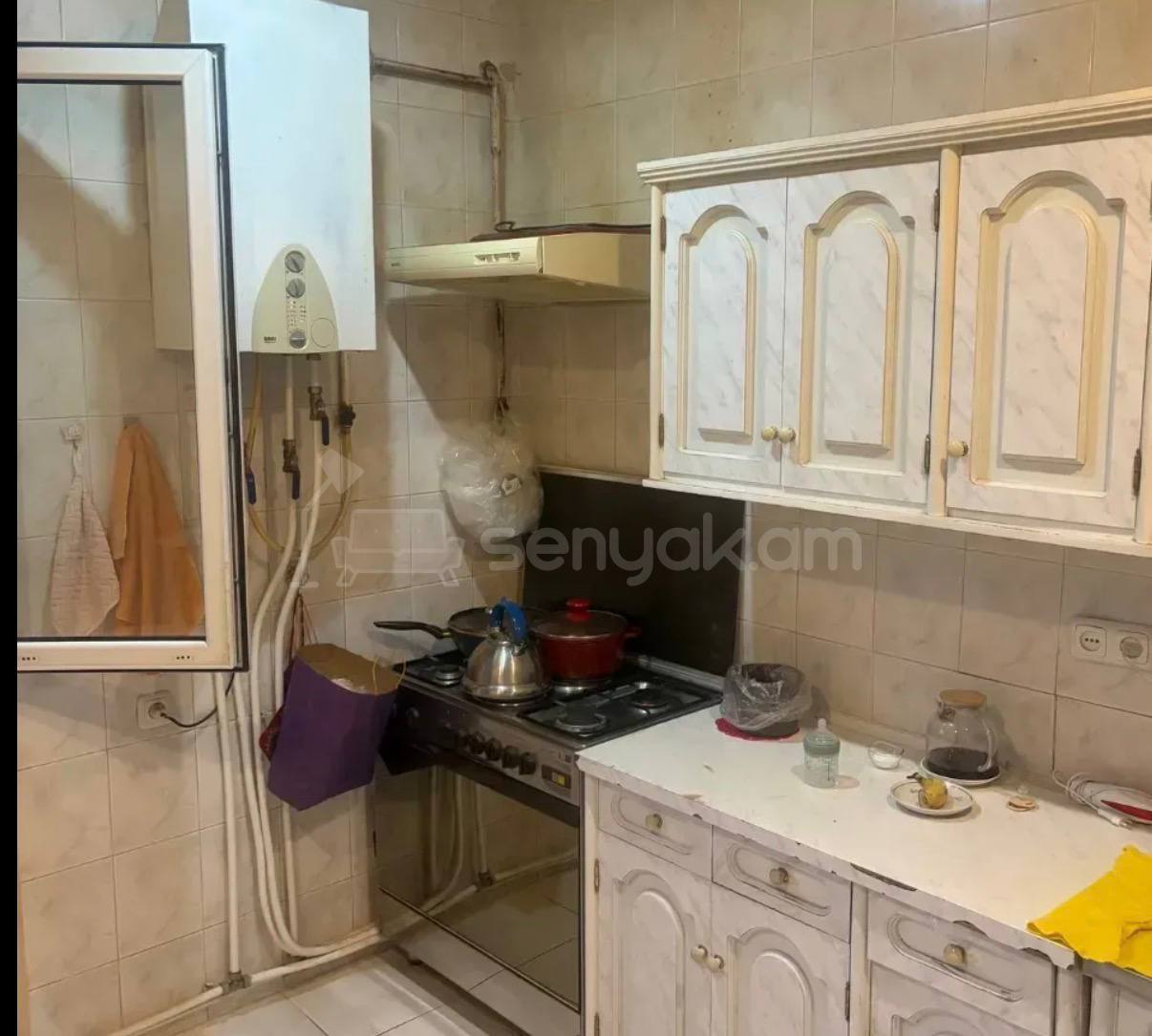 3 Սենյականոց Բնակարան Քարե Շենքում, 100քմ, 3/4 հարկ, Կապիտալ Վերանորոգված, Կահավորված, Արևկող