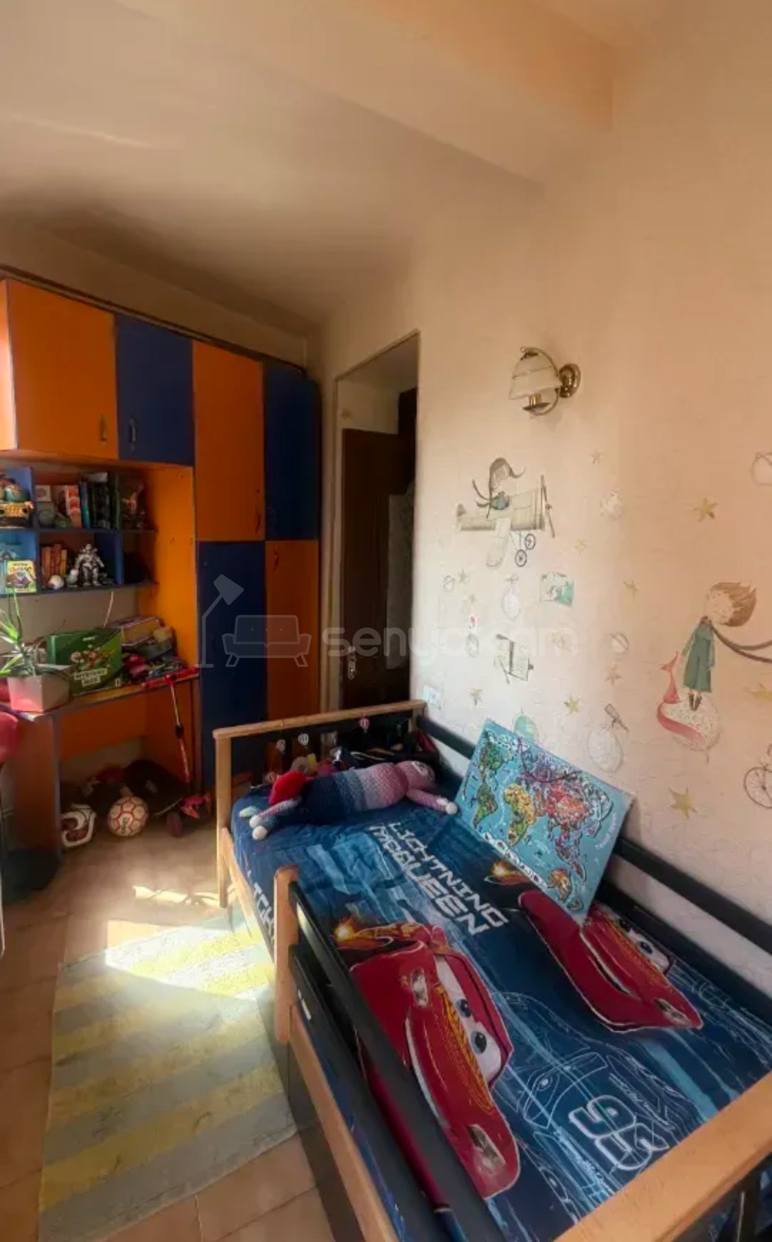 3 Սենյականոց Բնակարան Քարե Շենքում, 61քմ, 3/5 հարկ, Կապիտալ Վերանորոգված, Կահավորված