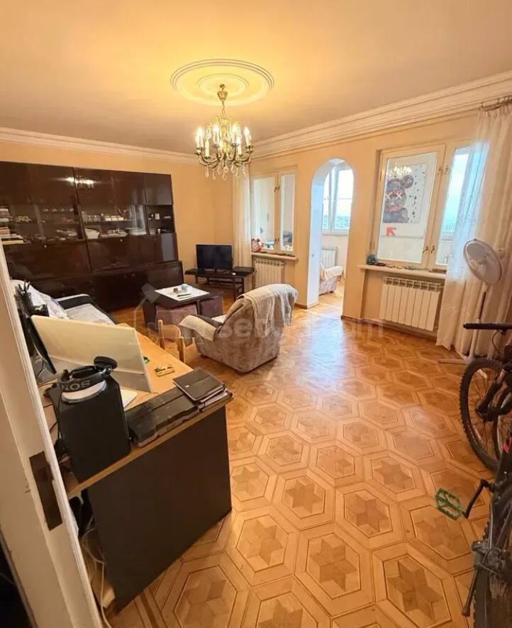 3 Սենյականոց Բնակարան, 81քմ, 8/9 հարկ, Կոսմետիկ Վերանորոգված, Կահավորված