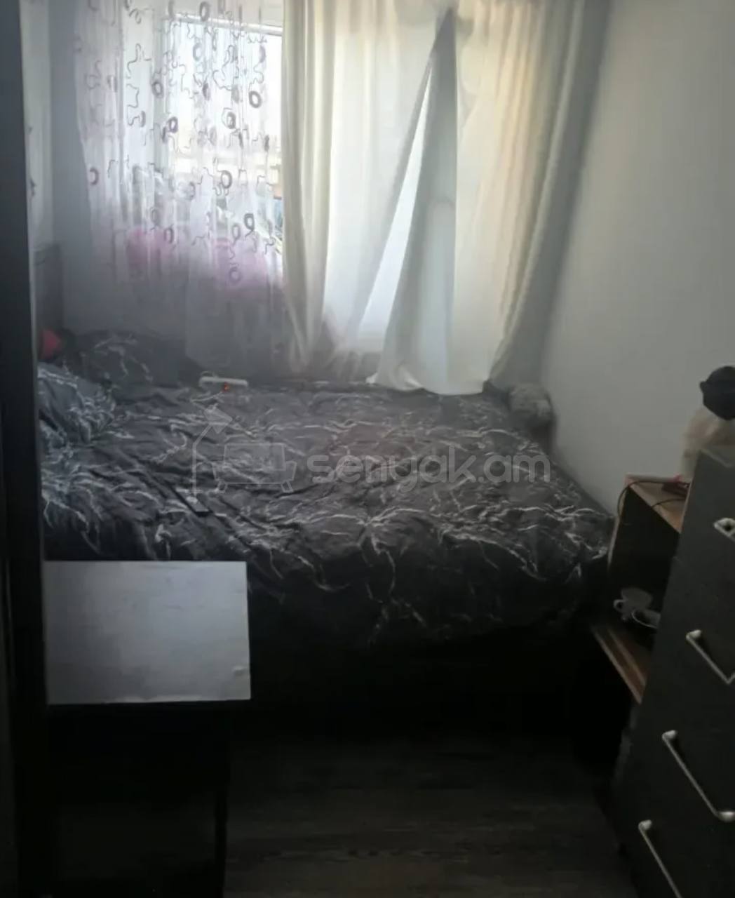 2 Սենյականոց Բնակարան Քարե Շենքում, 57քմ, 4/4 հարկ, Նորմալ Վիճակում