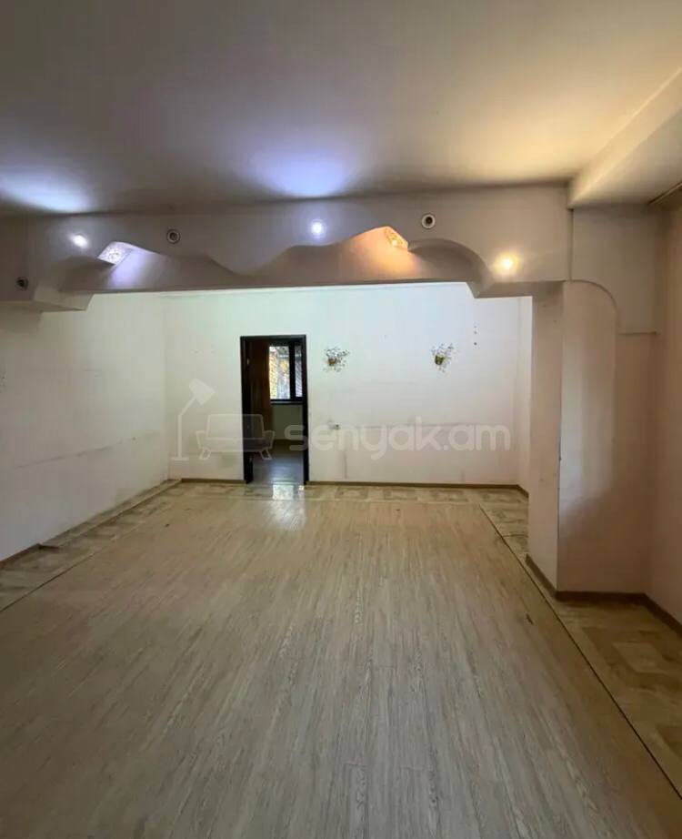 1 Սենյականոց Բնակարան, 50քմ, 1/13 հարկ, Նորմալ Վիճակում
