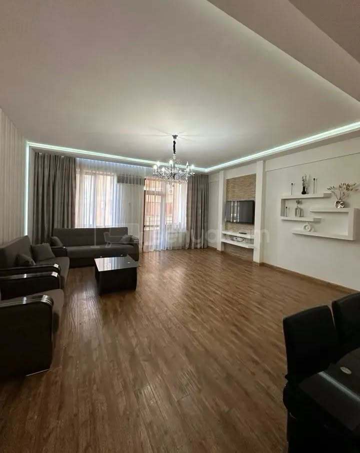 3 Սենյականոց Բնակարան Նորակառույցում, 113քմ, 4/13 հարկ, Կապիտալ Վերանորոգված