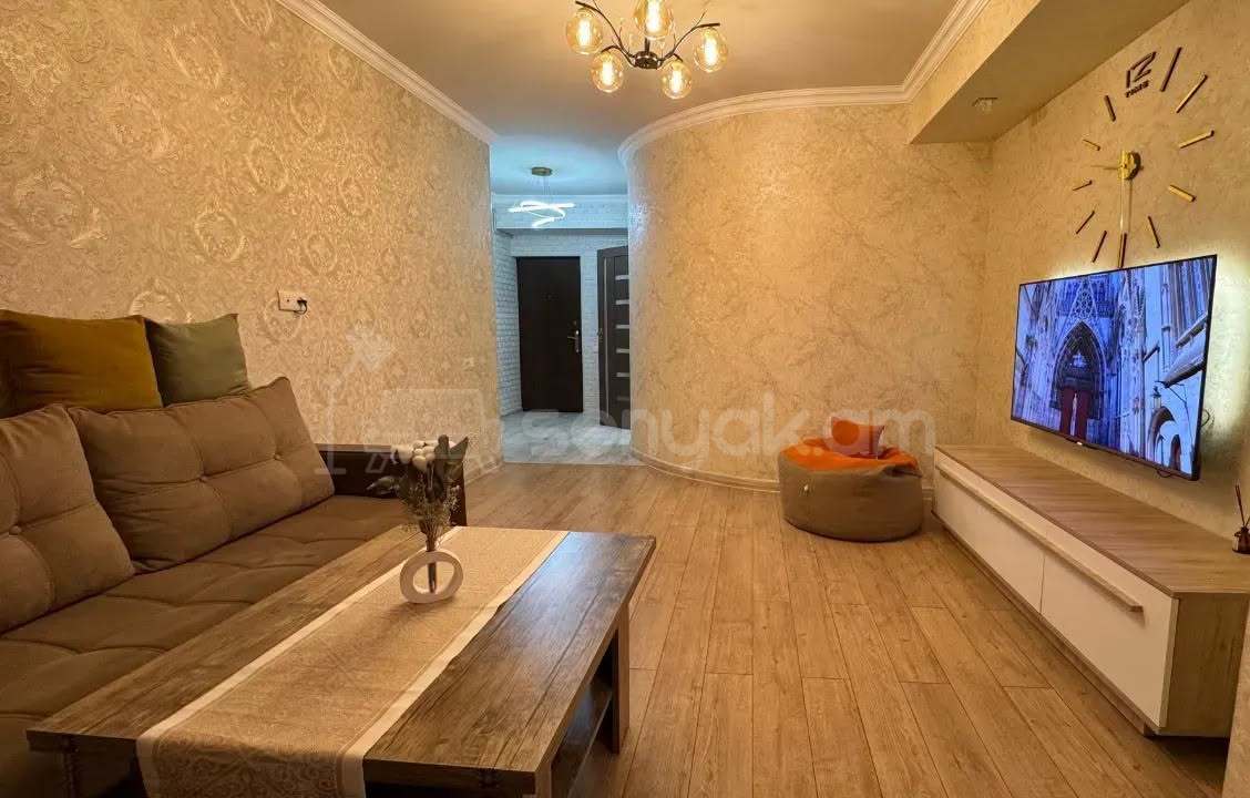 2 Սենյականոց Բնակարան, 44քմ, 8/9 հարկ, Կապիտալ Վերանորոգված