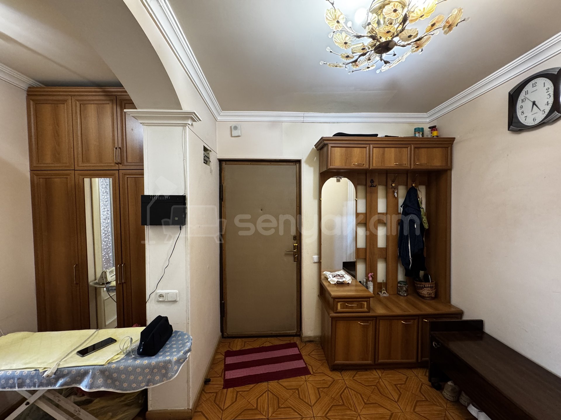 3 Սենյականոց Բնակարան, 73քմ, 4/4 հարկ, Նորմալ Վիճակում