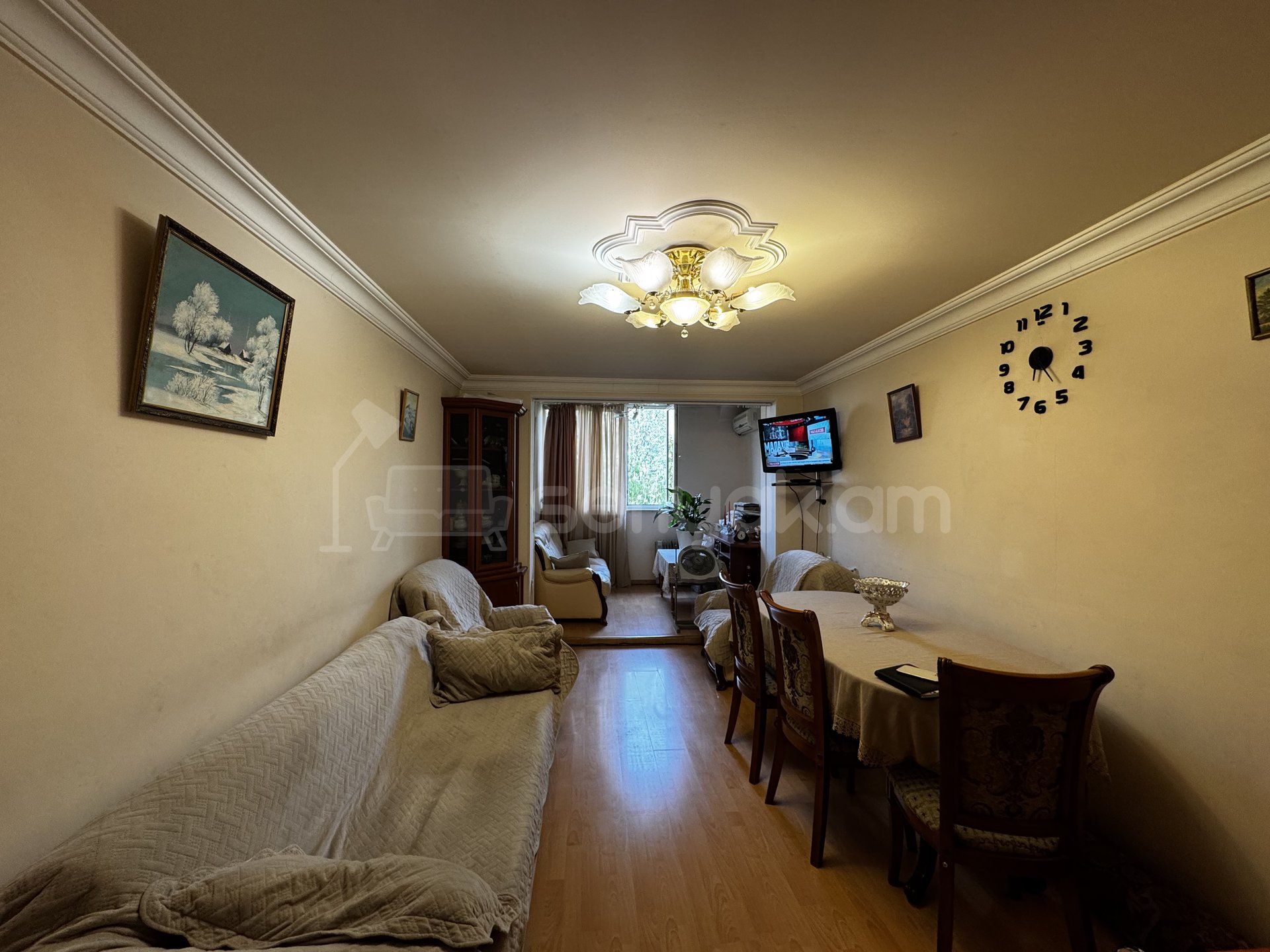 3 Սենյականոց Բնակարան, 73քմ, 4/4 հարկ, Նորմալ Վիճակում