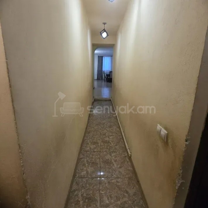 3 Սենյականոց Բնակարան Քարե Շենքում, 91քմ, 2/4 հարկ, Կապիտալ Վերանորոգված