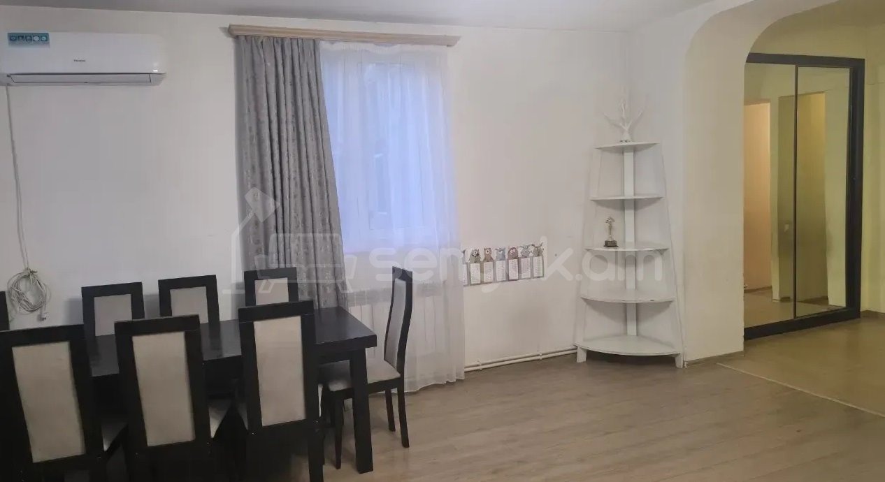 3 Սենյականոց Բնակարան Քարե Շենքում, 91քմ, 2/4 հարկ, Կապիտալ Վերանորոգված