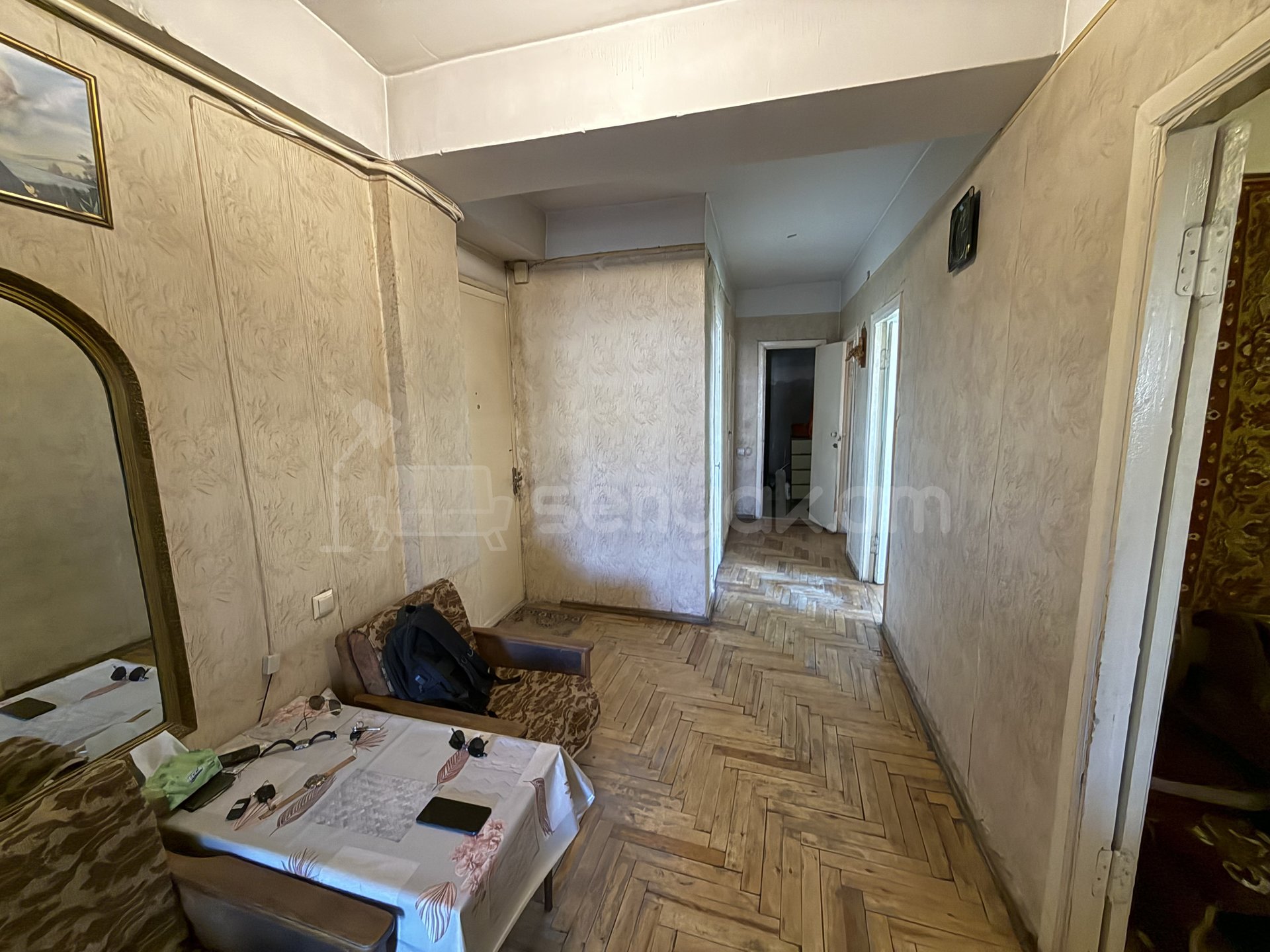 3 Սենյականոց Բնակարան, 82քմ, 5/5 հարկ, Պետական Վիճակում