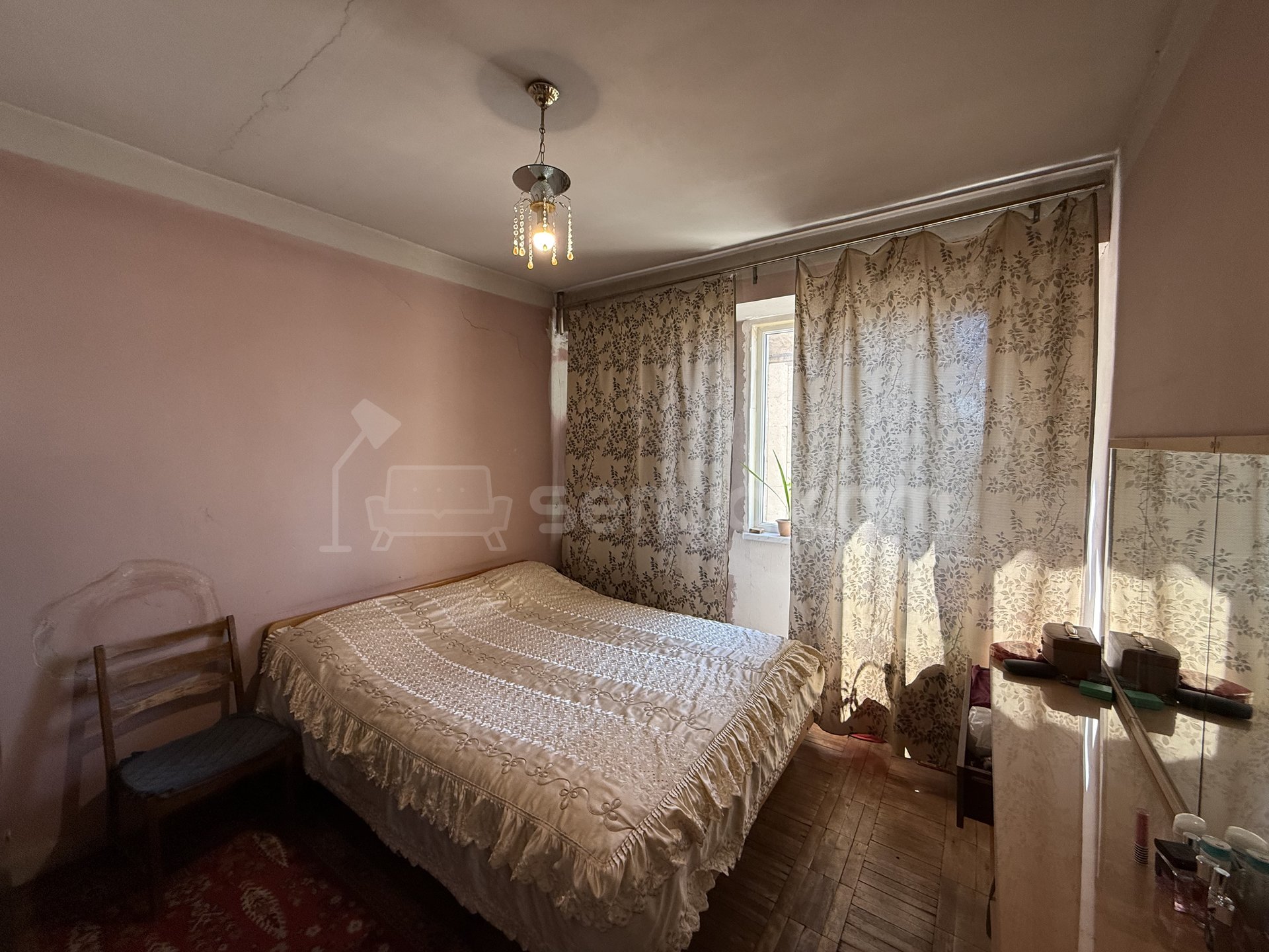 3 Սենյականոց Բնակարան, 82քմ, 5/5 հարկ, Պետական Վիճակում