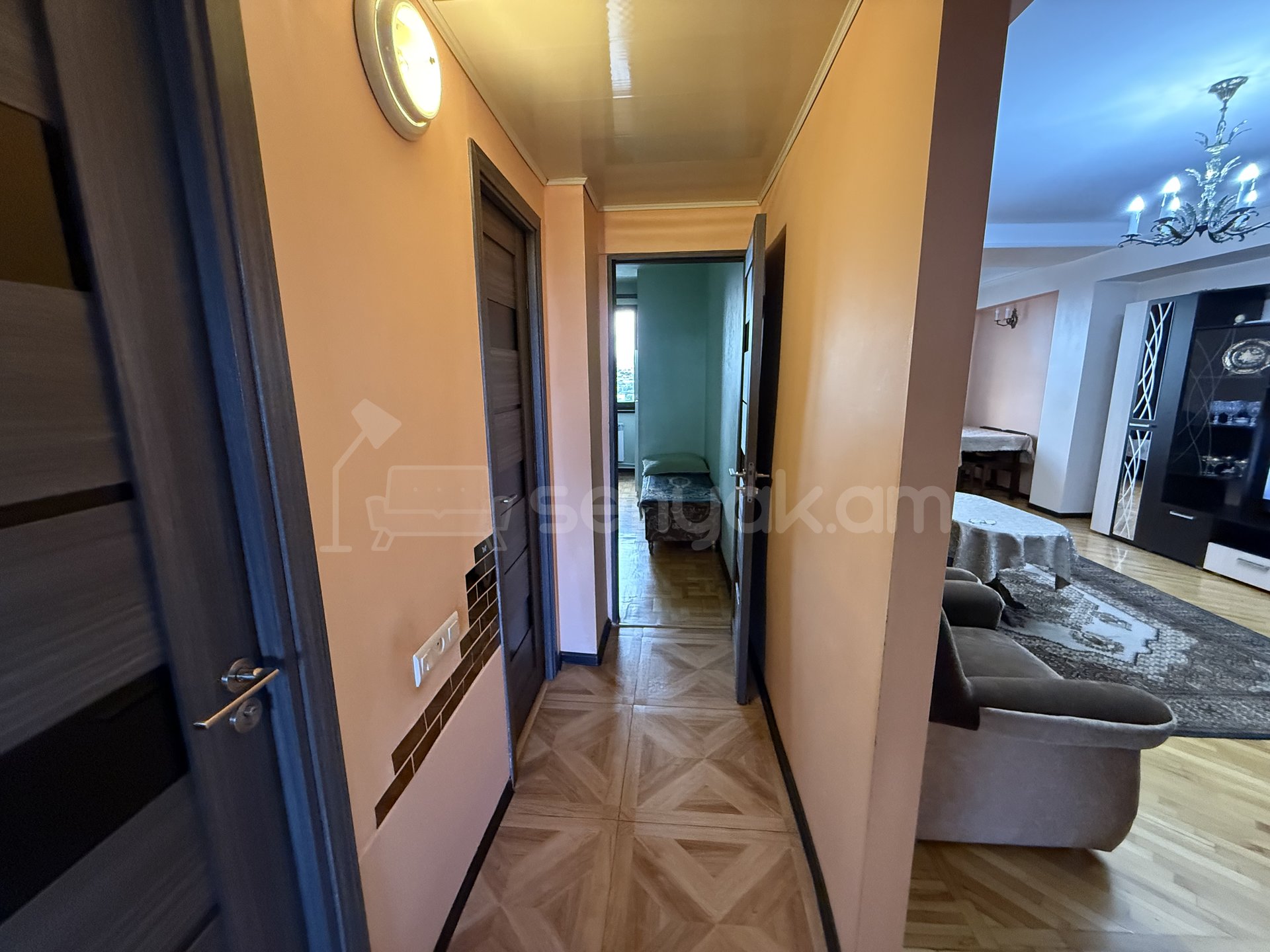 3 Սենյականոց Բնակարան, 93քմ, 7/9 հարկ, Կապիտալ Վերանորոգված