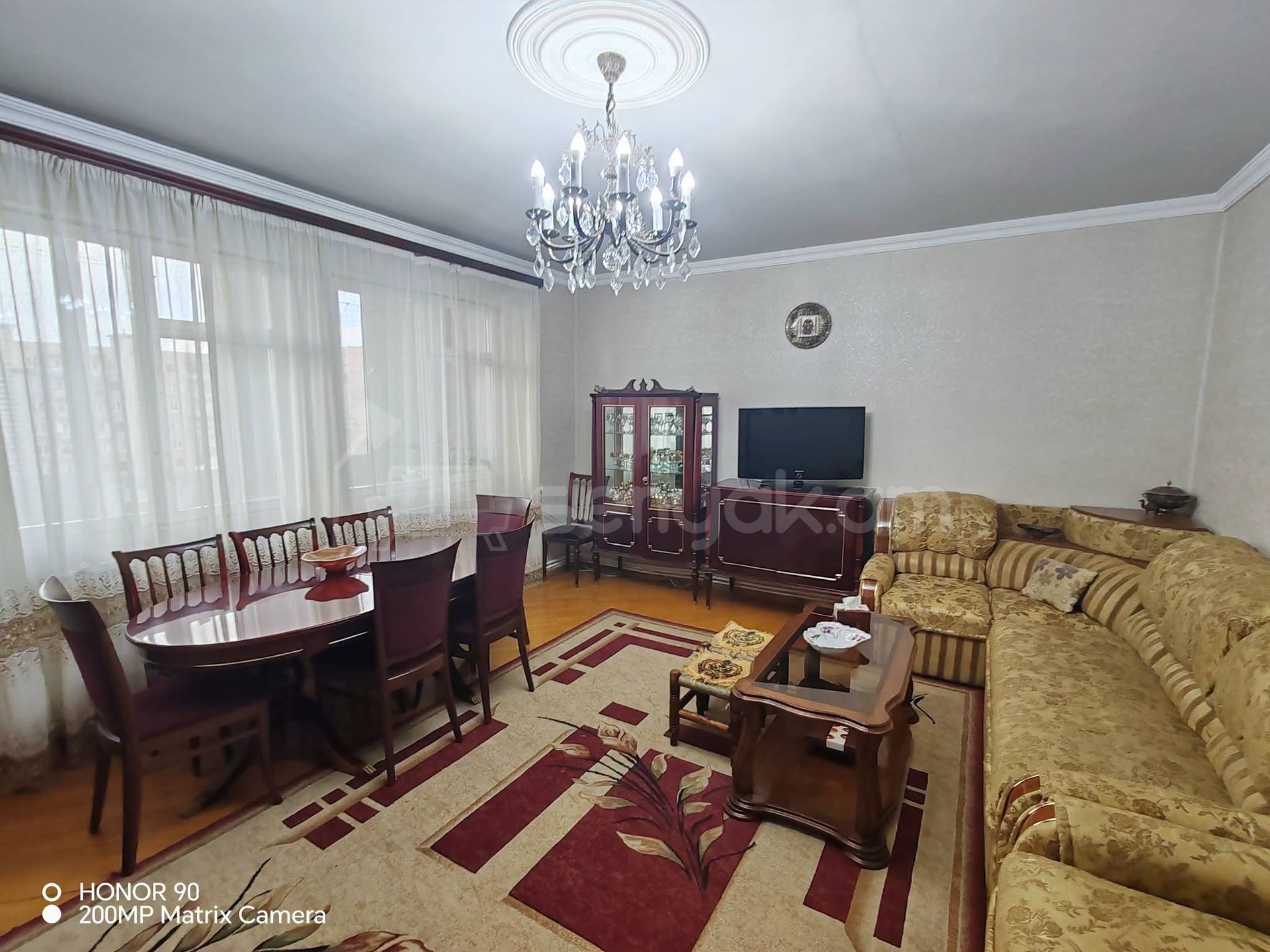 3 Սենյականոց Բնակարան, 80քմ, 7/9 հարկ, Նորմալ Վիճակում, Կահավորված