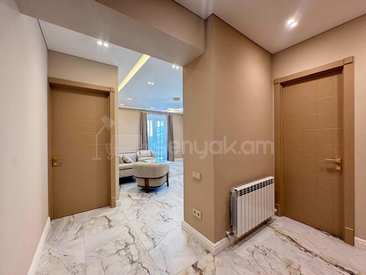 3 Սենյականոց Բնակարան Նորակառույցում, 75քմ, 1/3 հարկ, Դիզայներական Վերանորոգված, Կահավորված, Արևկող