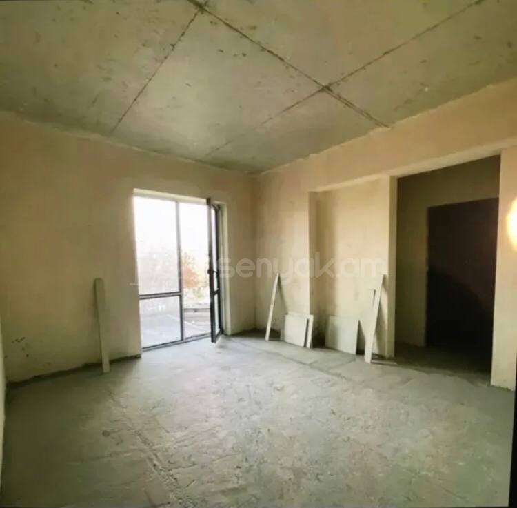 3 Սենյականոց Բնակարան Նորակառույցում, 90քմ, 1/19 հարկ, Զրոյական Վիճակում