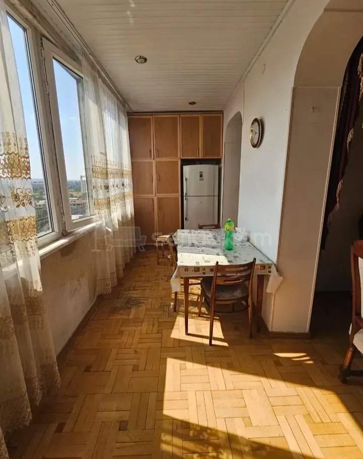 3 Սենյականոց Բնակարան, 80քմ, 9/9 հարկ, Նորմալ Վիճակում, Կահավորված