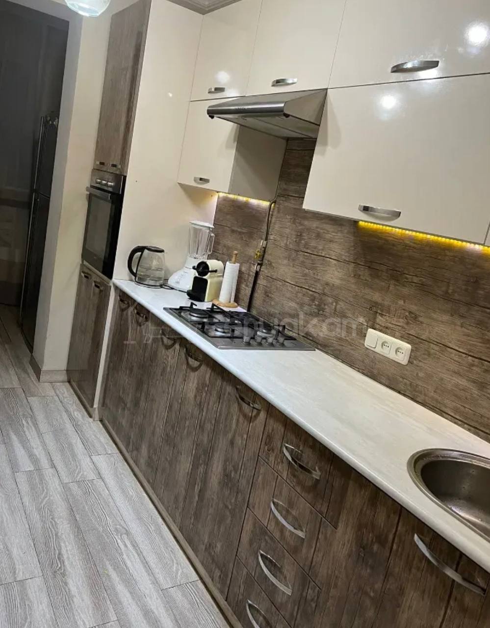 3 Սենյականոց Բնակարան, 80քմ, 1/9 հարկ, Կապիտալ Վերանորոգված